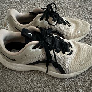 Nike Women's Beige and Black Sneakers